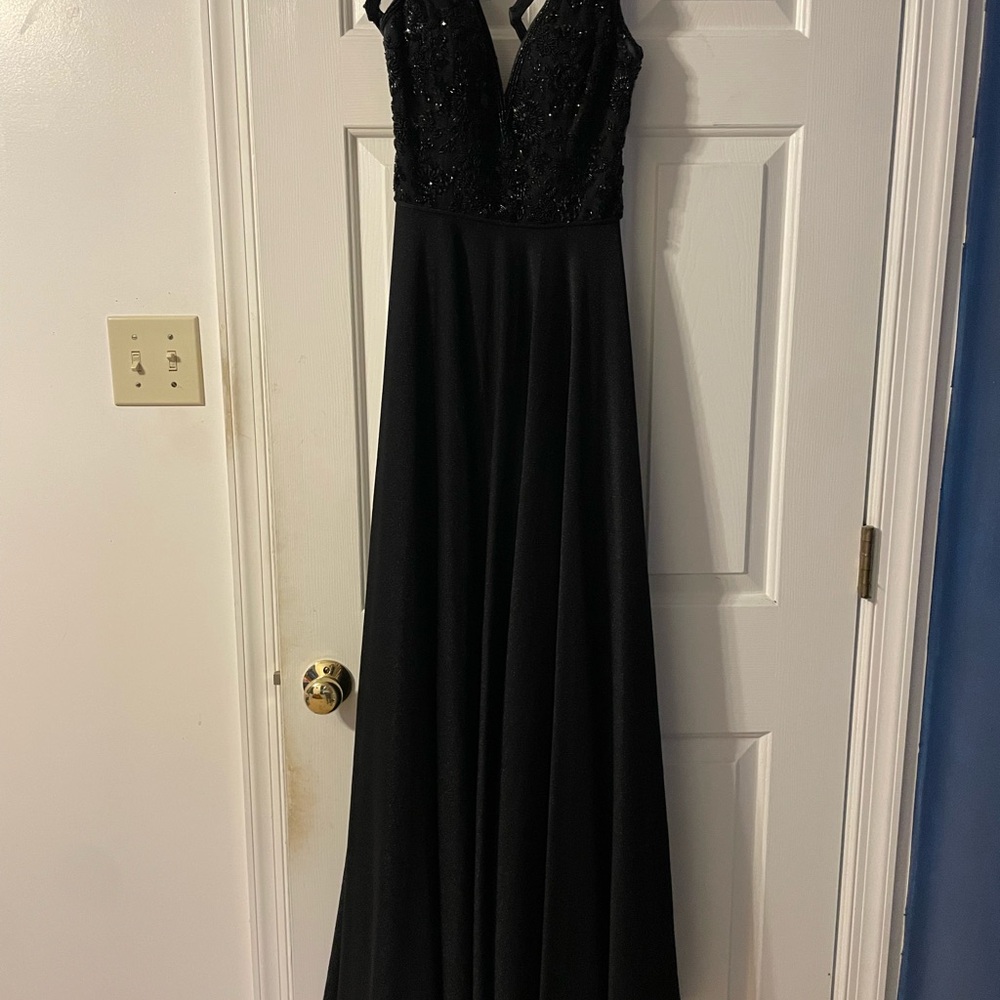 Elegant Black Evening Gown